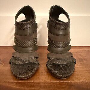 Gucci Sandals - Size 6